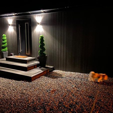 Loudoun Mains Luxury Lodges Newmilns エクステリア 写真
