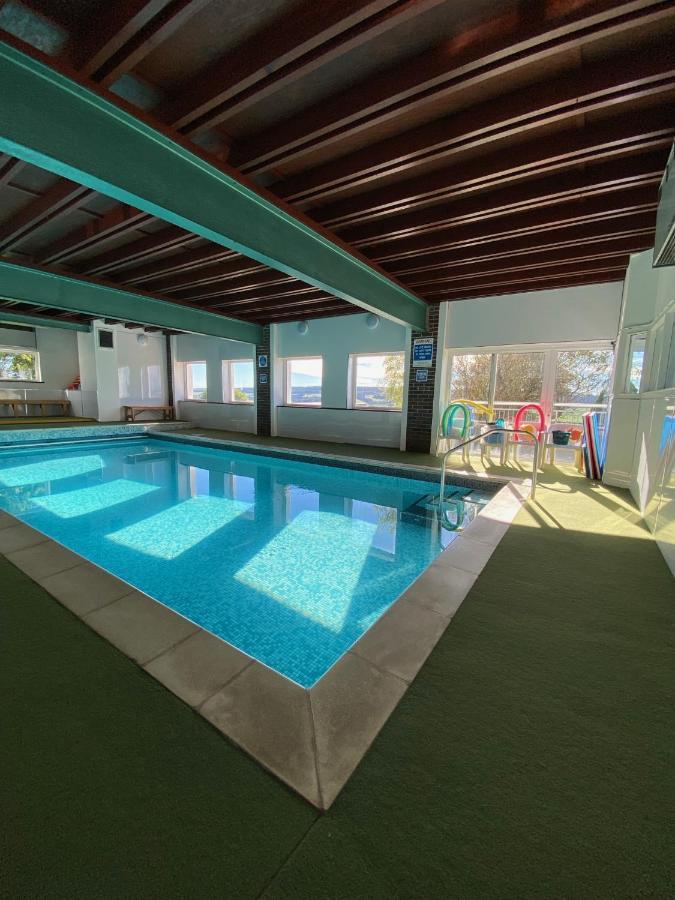 Loudoun Mains Luxury Lodges Newmilns エクステリア 写真